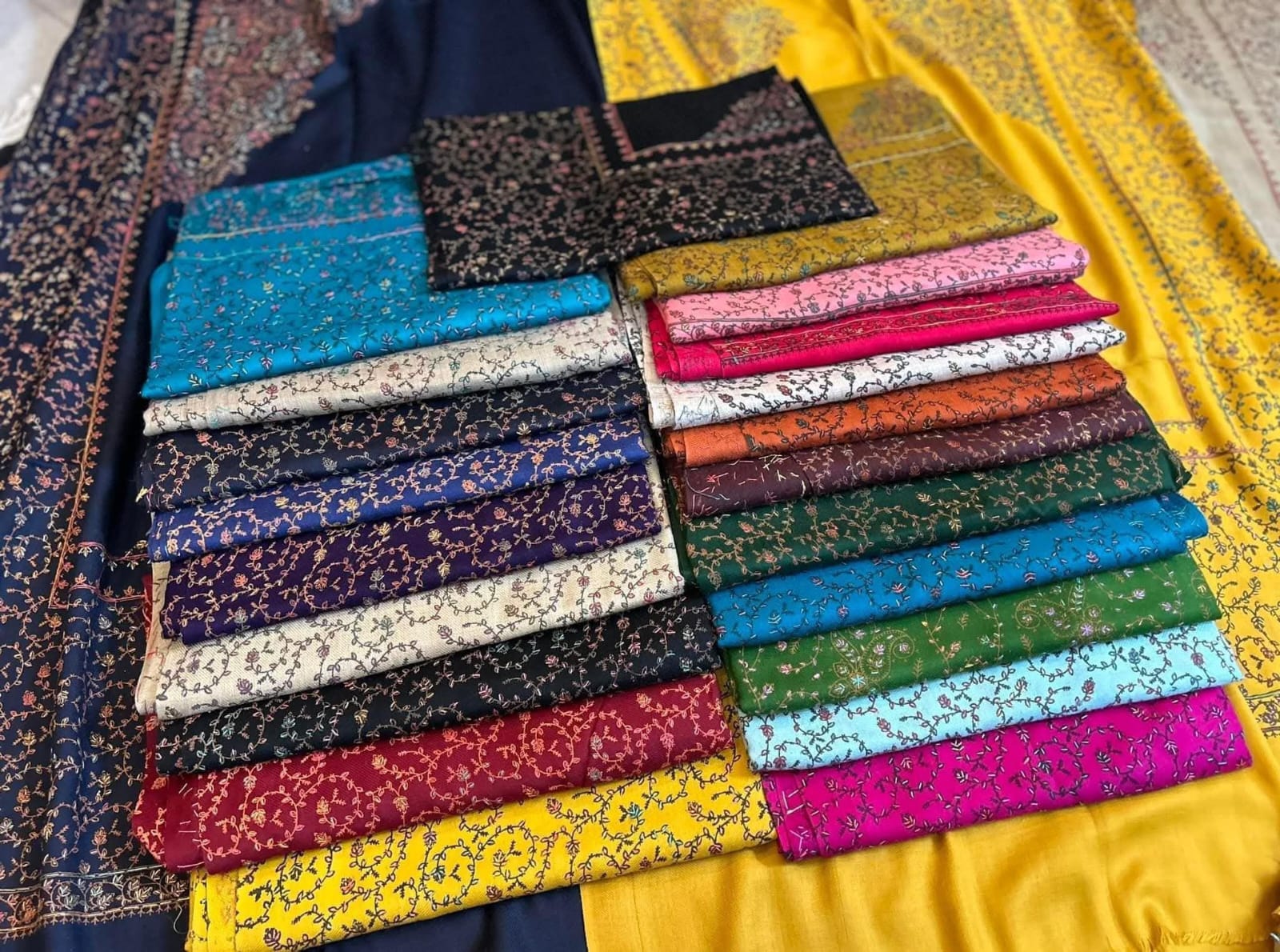 Handmade Pure Pashmina Shawl – Big Taj Collection - Image 14