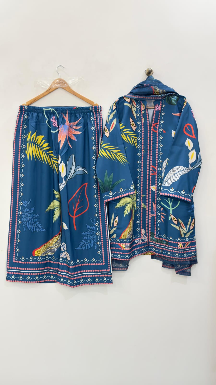 Premium 3-Piece Slub Lawn Suit with Dupatta - Image 14