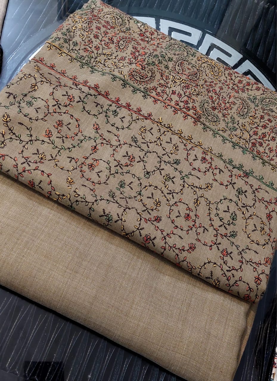 Big Taj Handmade Pure Pashmina Shawl with Plain Pashmina Suit – Luxury Winter Ensemble - Image 3