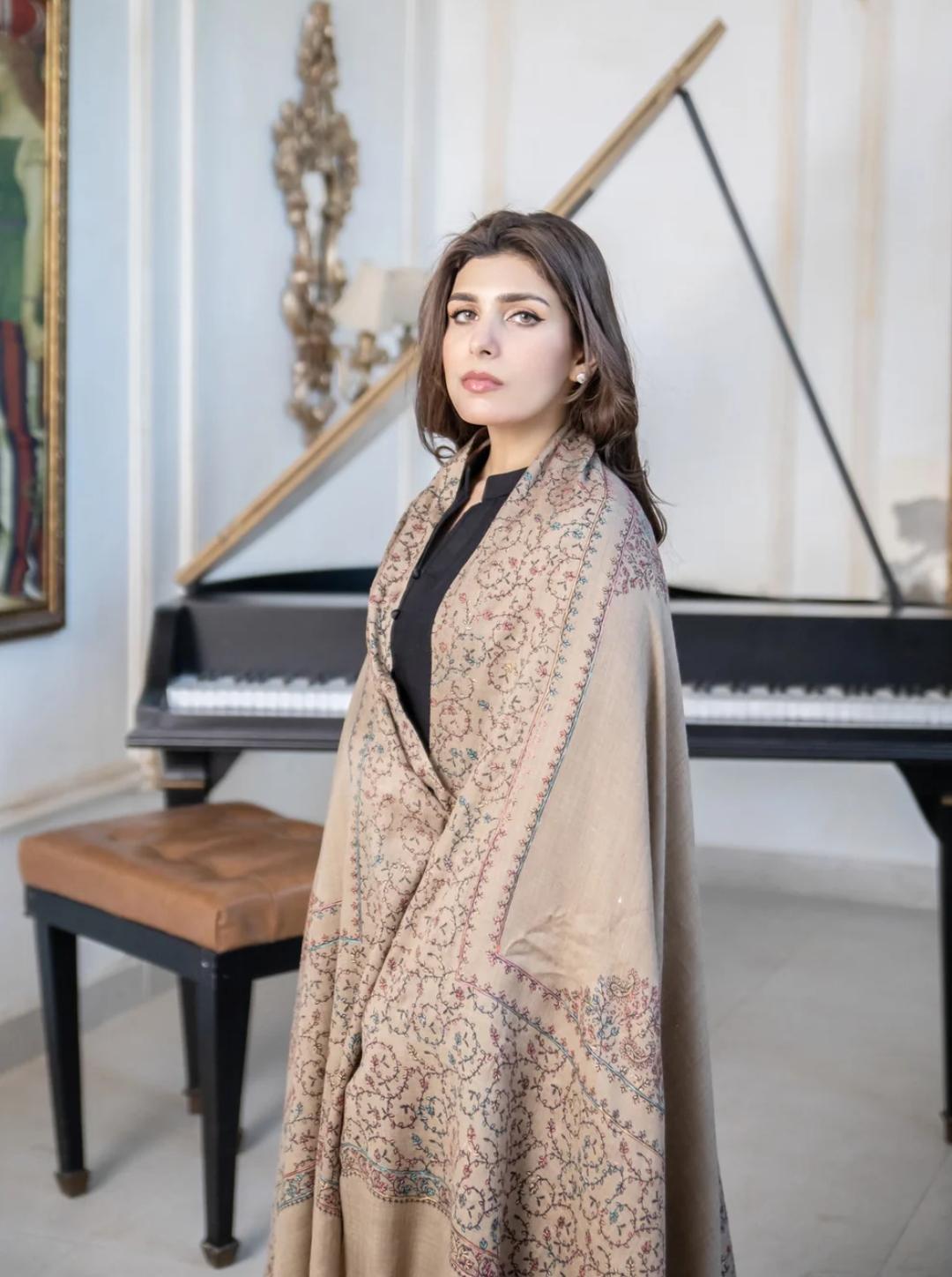 Handmade Pure Pashmina Shawl – Big Taj Collection - Image 3