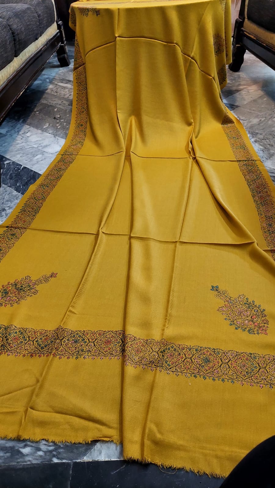 Big Kingri Handmade Pure Pashmina Shawl - Image 9