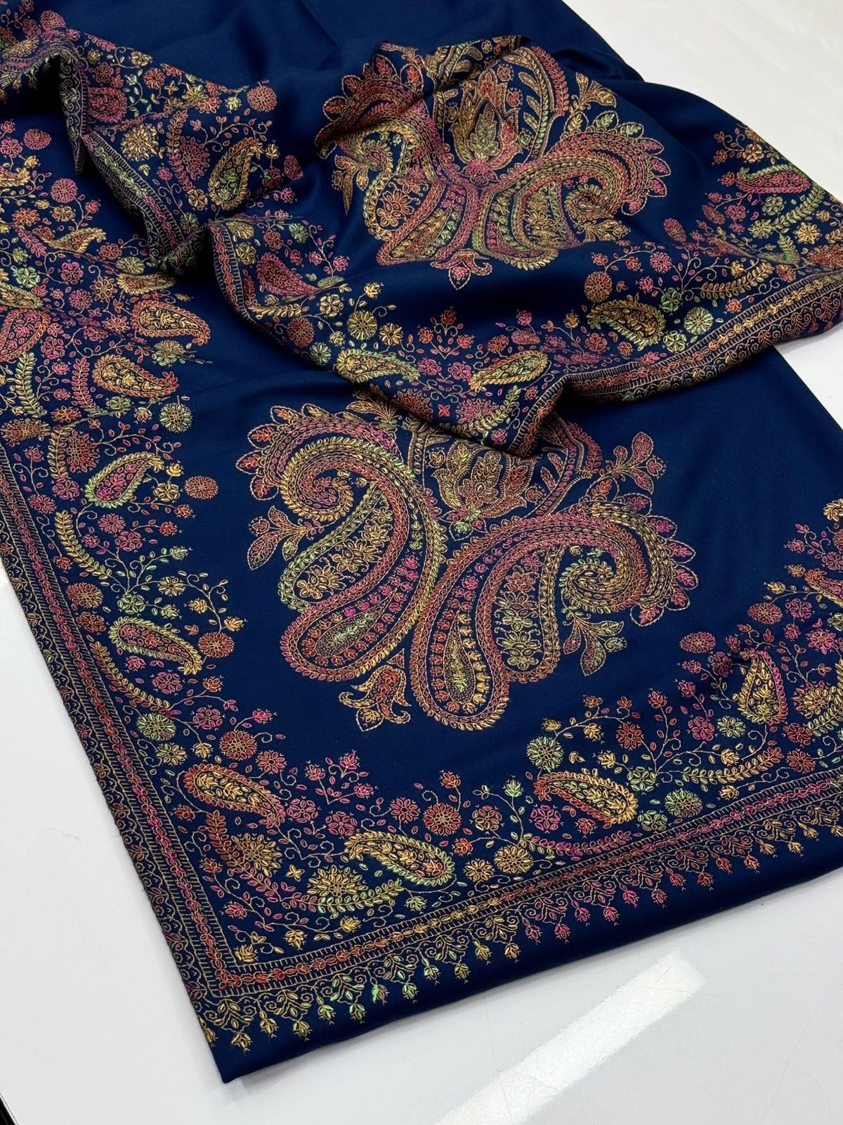Big Kingri Pure Pashmina Shawl - Image 2